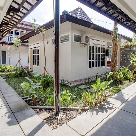 Reddoorz Near Malioboro Tugu Station Jogja 2 Hotell Yogyakarta Eksteriør bilde